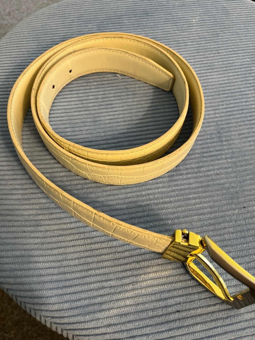 Women’s Cream reversible Textured Leather Belt with Gold Buckle